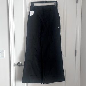 Alo High-Waist Ski-Moto Puffer Pant